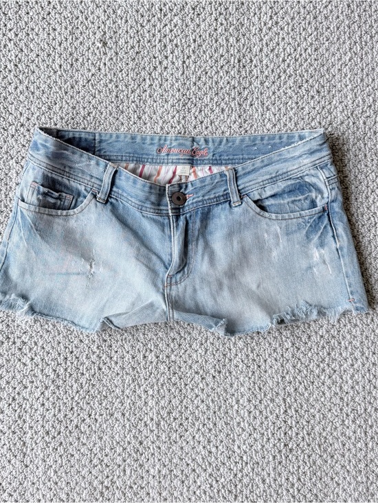 Shorts Jean Shorts · American Eagle Outfitters — photo 1 of 1